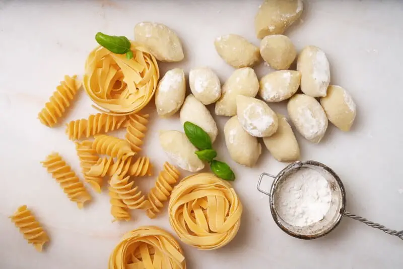 Here's a quick guide on buying fresh pasta from a grocer